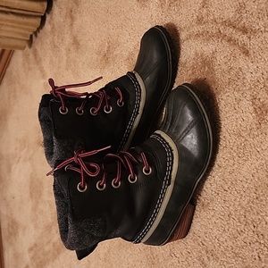 Sorel Slimpack Lace II Boots